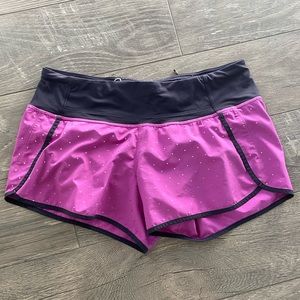 Lulu lemon womens short with panty liner pink purple fuschia
